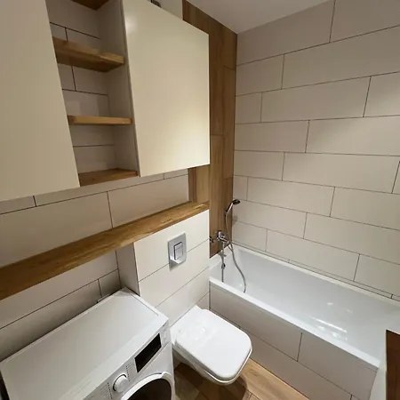 アパート Cozy Teczowa ヴロツワフ